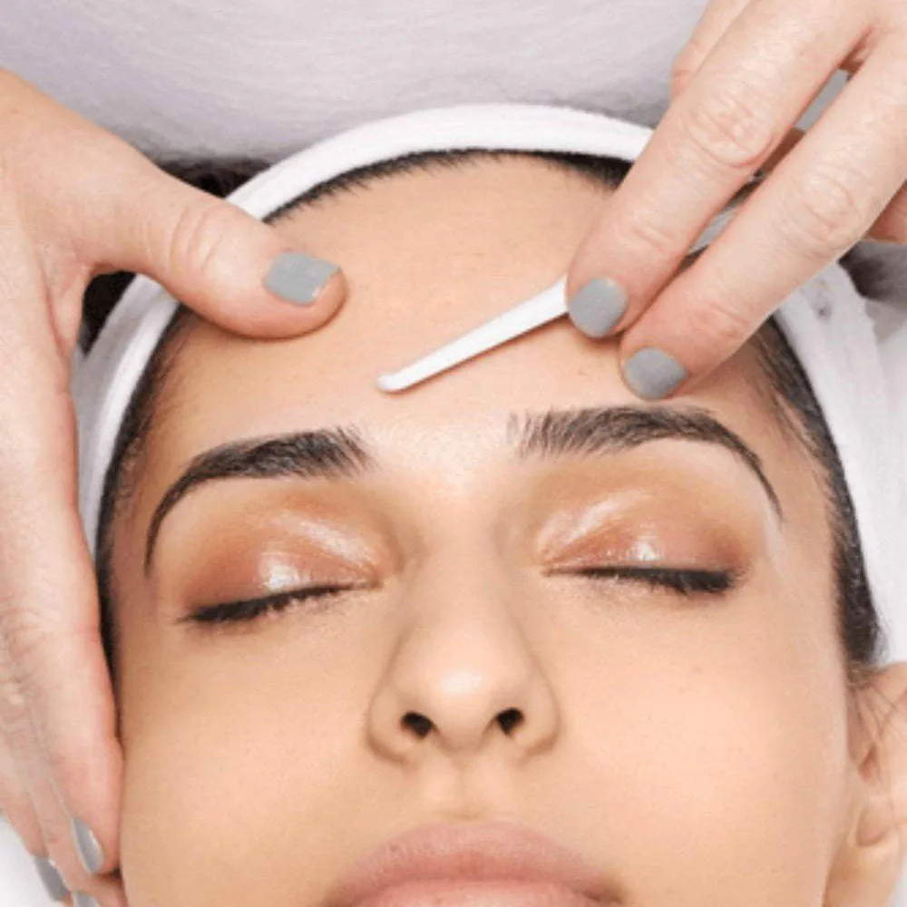 Dermaplaning Behandlung bei Dammbeauty in Langerwehe